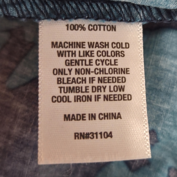 Crown & Ivy Dark Blue And Teal Floral Short Sleeve Top With Shoulder Ruffles XXL - Picture 4 of 5